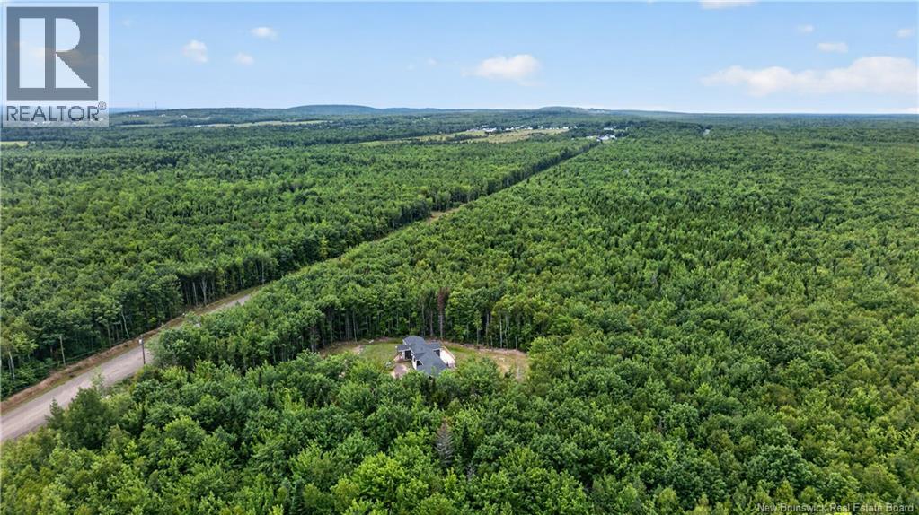 25-26 Roy Scenic Drive, Irishtown, New Brunswick  E1H 2N5 - Photo 3 - NB145320