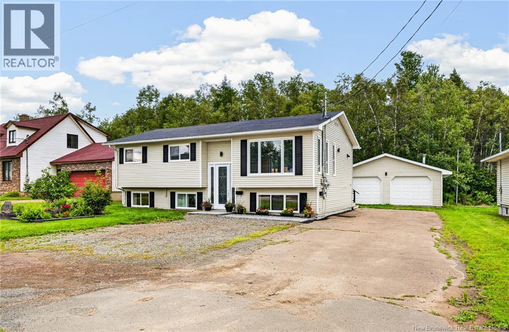 183 Thomas, Dieppe, New Brunswick