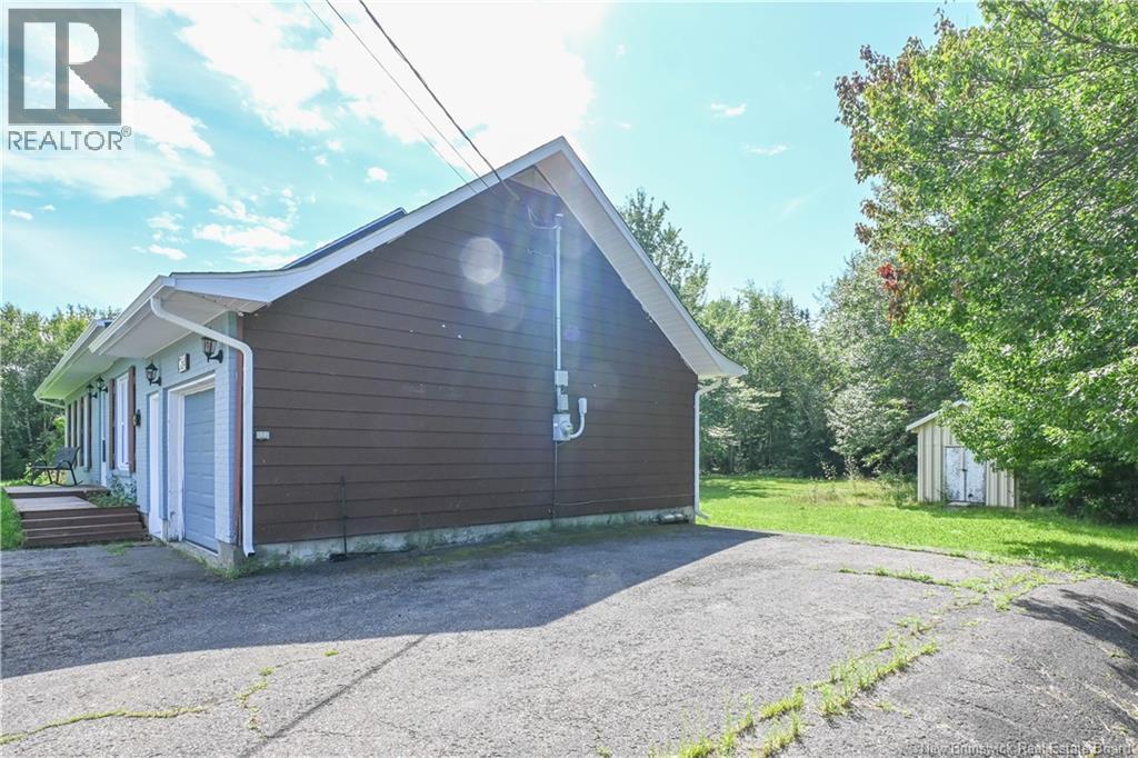 564 Saint-Joseph Boulevard, Saint-Léolin, New Brunswick  E8N 2N1 - Photo 3 - NB146440