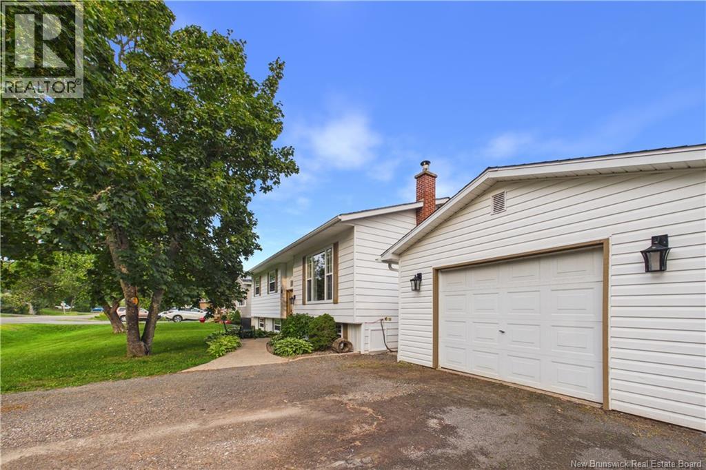 620 Pleasantview Street, Lutes Mountain, New Brunswick  E1G 2S8 - Photo 41 - NB146092