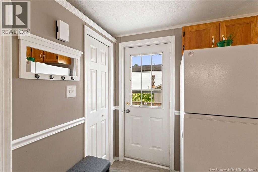 99 Hedgeview Drive, Hanwell, New Brunswick  E3B 6R8 - Photo 2 - NB146567