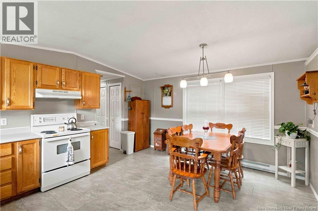 99 Hedgeview Drive, Hanwell, New Brunswick  E3B 6R8 - Photo 3 - NB146567