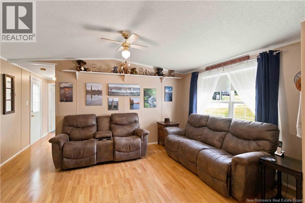 99 Hedgeview Drive, Hanwell, New Brunswick  E3B 6R8 - Photo 7 - NB146567