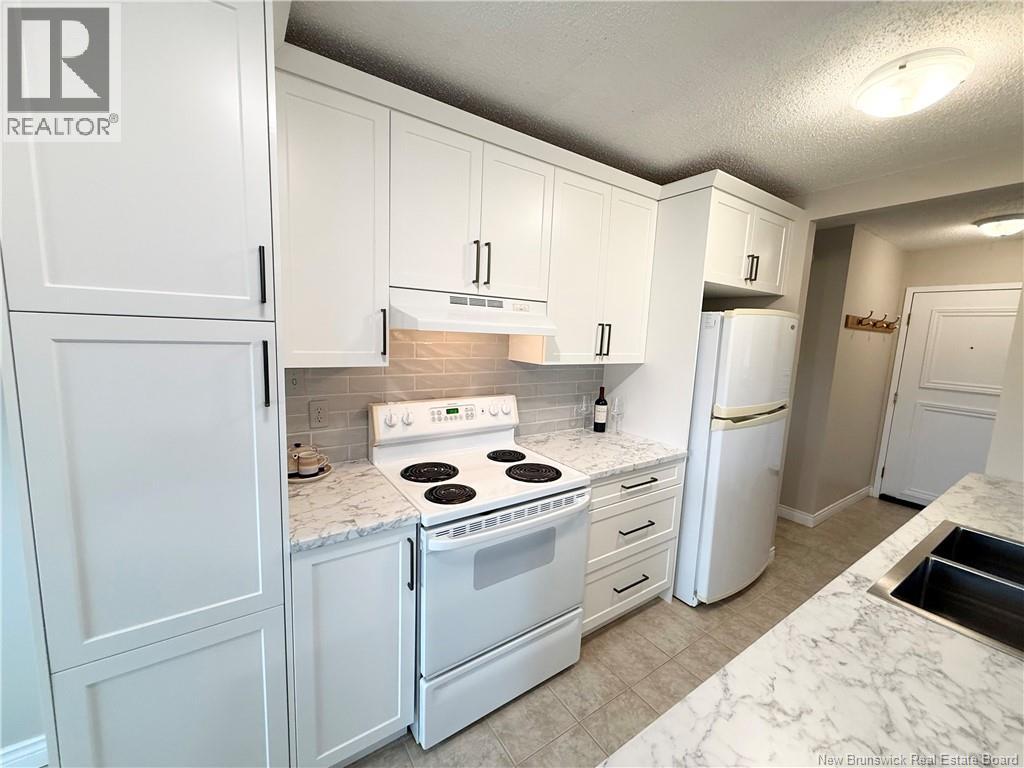 310 Woodward Unit# 909, Saint John, New Brunswick E2K 2L1 - Photo 11 - NB146357