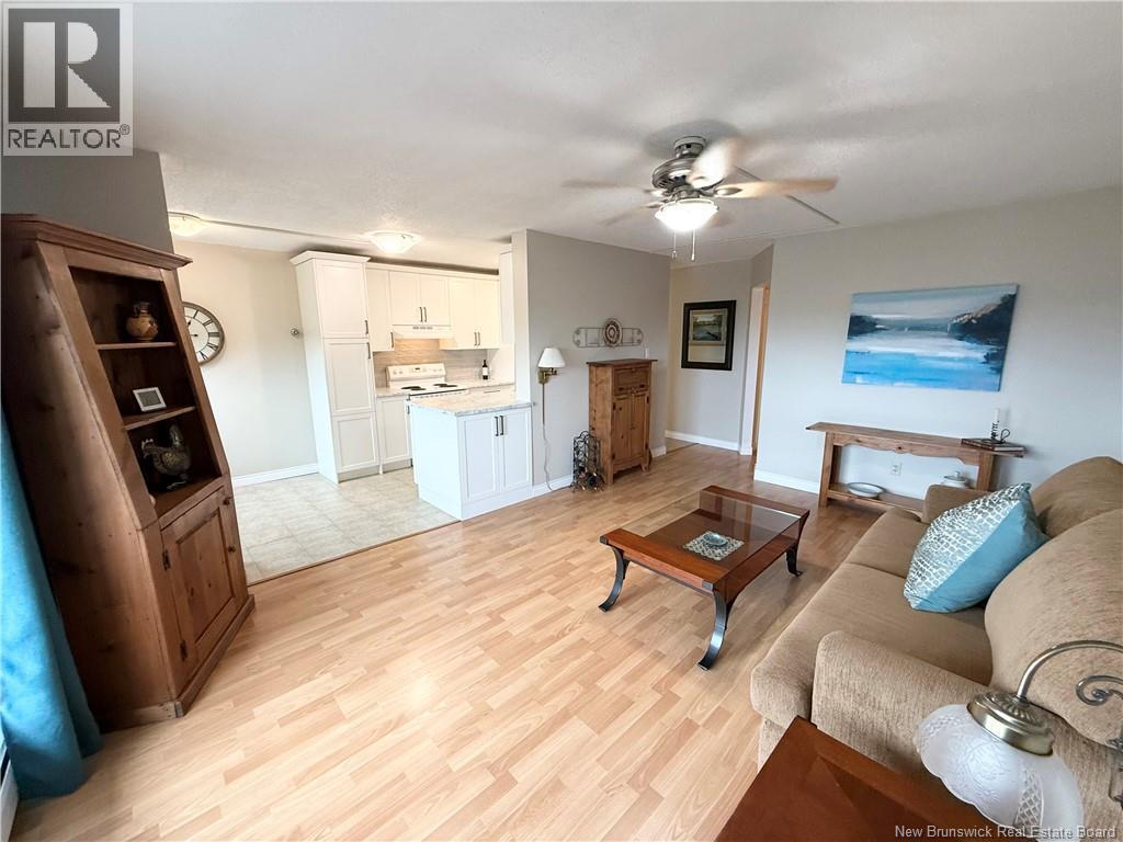 310 Woodward Unit# 909, Saint John, New Brunswick E2K 2L1 - Photo 18 - NB146357