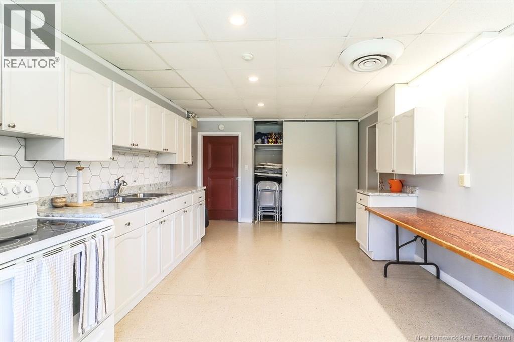 310 Woodward Unit# 909, Saint John, New Brunswick E2K 2L1 - Photo 40 - NB146357