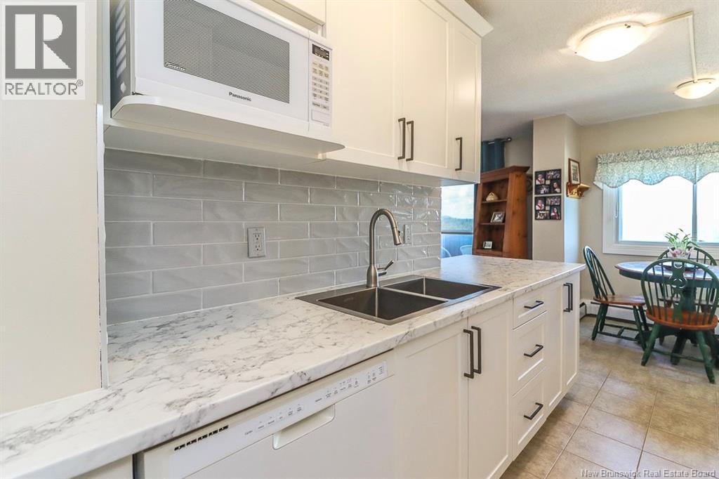 310 Woodward Unit# 909, Saint John, New Brunswick E2K 2L1 - Photo 9 - NB146357
