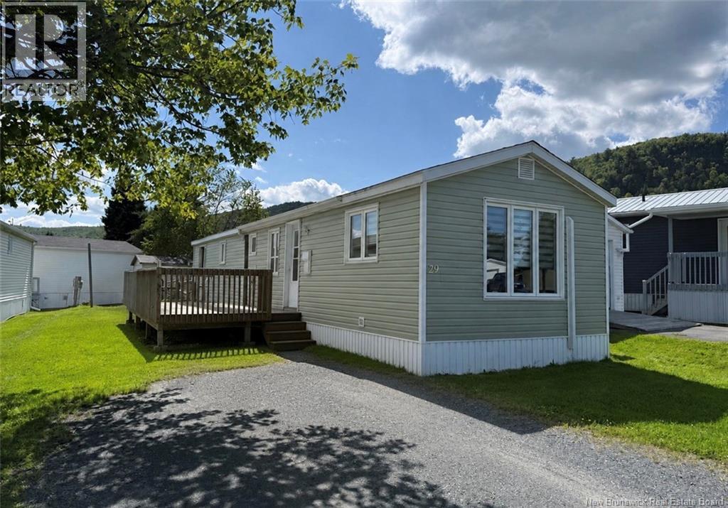 29 Parc P'tiso Street, Edmundston, New Brunswick  E3V 3X7 - Photo 2 - NB146589