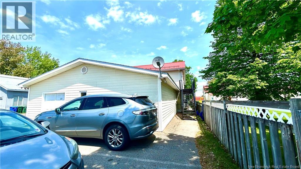 140 10e Street, Shippagan, New Brunswick E8S 1B9 - Photo 6 - NB146717