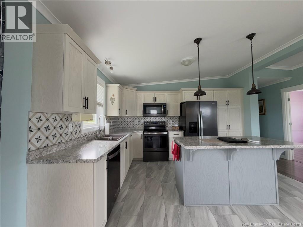 557 Chaleur Street, Charlo, New Brunswick  E8E 2C6 - Photo 5 - NB146686