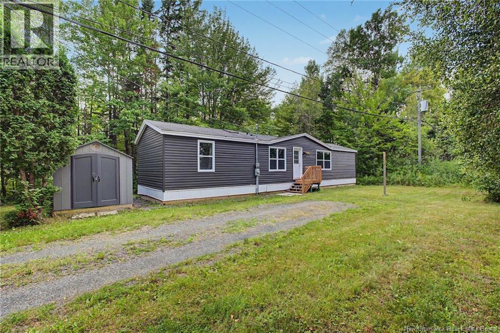 1 Daley Street, Lincoln, New Brunswick E3B 6Z5 - Photo 1 - NB146751