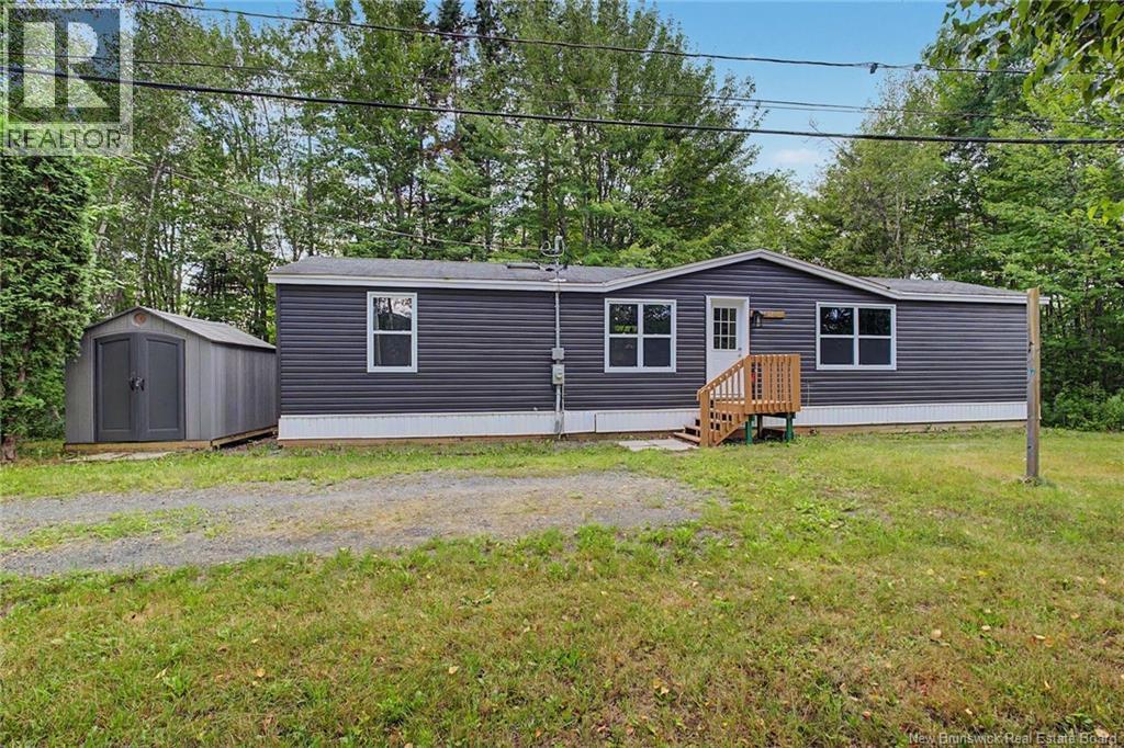 1 Daley Street, Lincoln, New Brunswick E3B 6Z5 - Photo 2 - NB146751