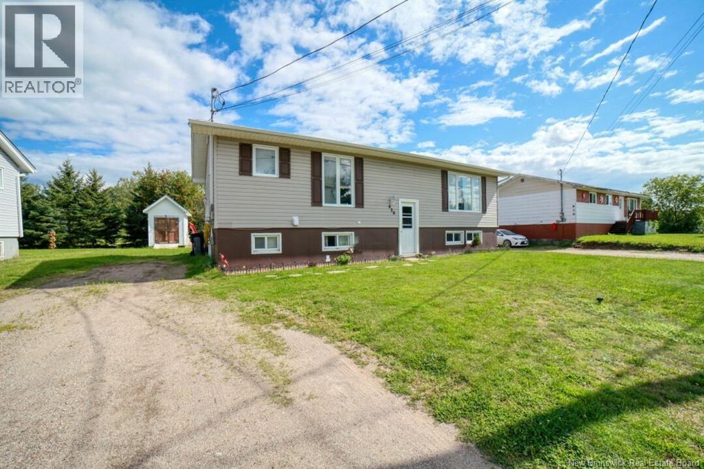 838 Helen Street, Bathurst, New Brunswick E2A 2E7 - Photo 1 - NB146846
