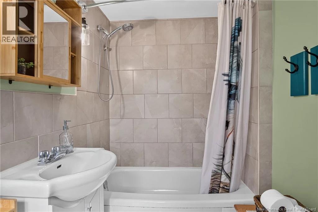 290 Tower Street, Saint John, New Brunswick  E2M 1Z6 - Photo 33 - NB147008