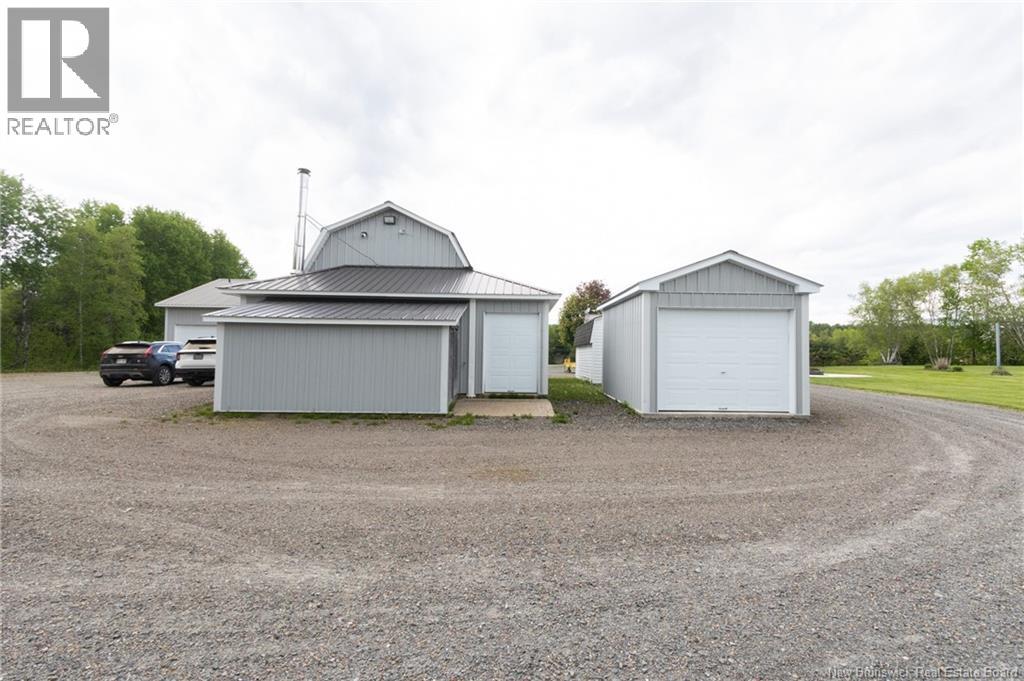 1319 Route 104, Upper Keswick, New Brunswick  E6L 2G8 - Photo 9 - NB146709