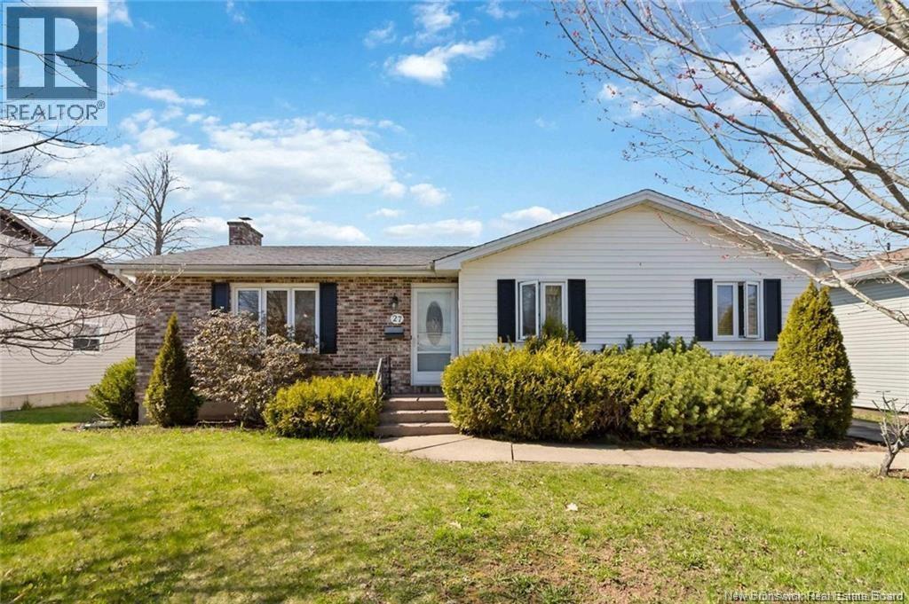 27 Woodstone Crescent, Moncton, New Brunswick