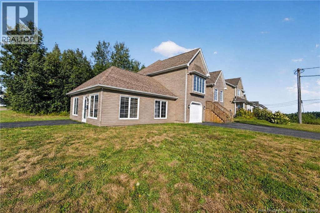 72 Bonaventure, Dieppe, New Brunswick