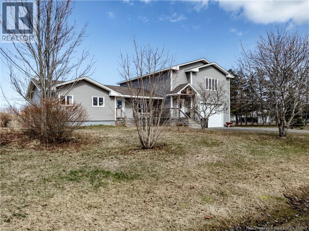 18 Louis-Bourg Road, Bouctouche, New Brunswick  E4S 3N7 - Photo 2 - NB146977