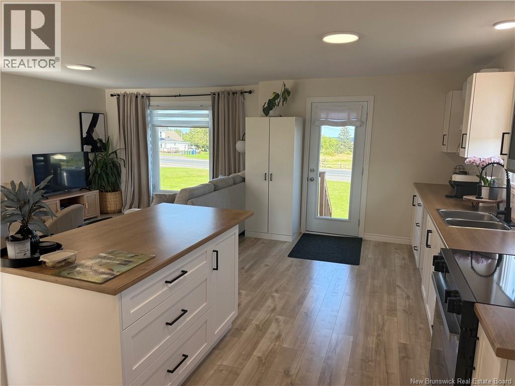 1010 Route 134, Petit-Rocher, New Brunswick  E8J 1A1 - Photo 7 - NB147082