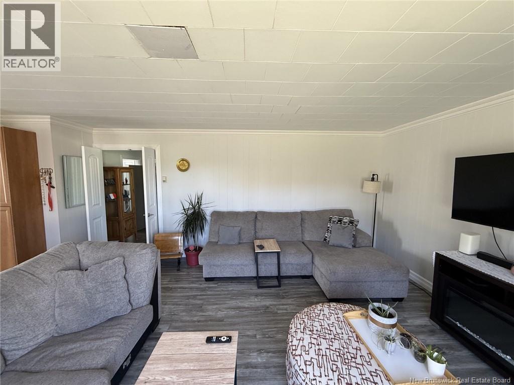 64 Rue Du Pêcheur Nord, Lamèque, New Brunswick E8T 1J5 - Photo 25 - NB147007