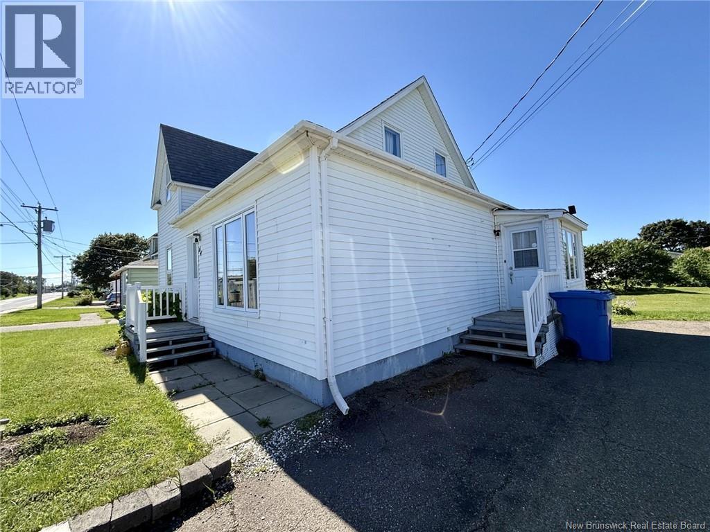 64 Rue Du Pêcheur Nord, Lamèque, New Brunswick E8T 1J5 - Photo 4 - NB147007
