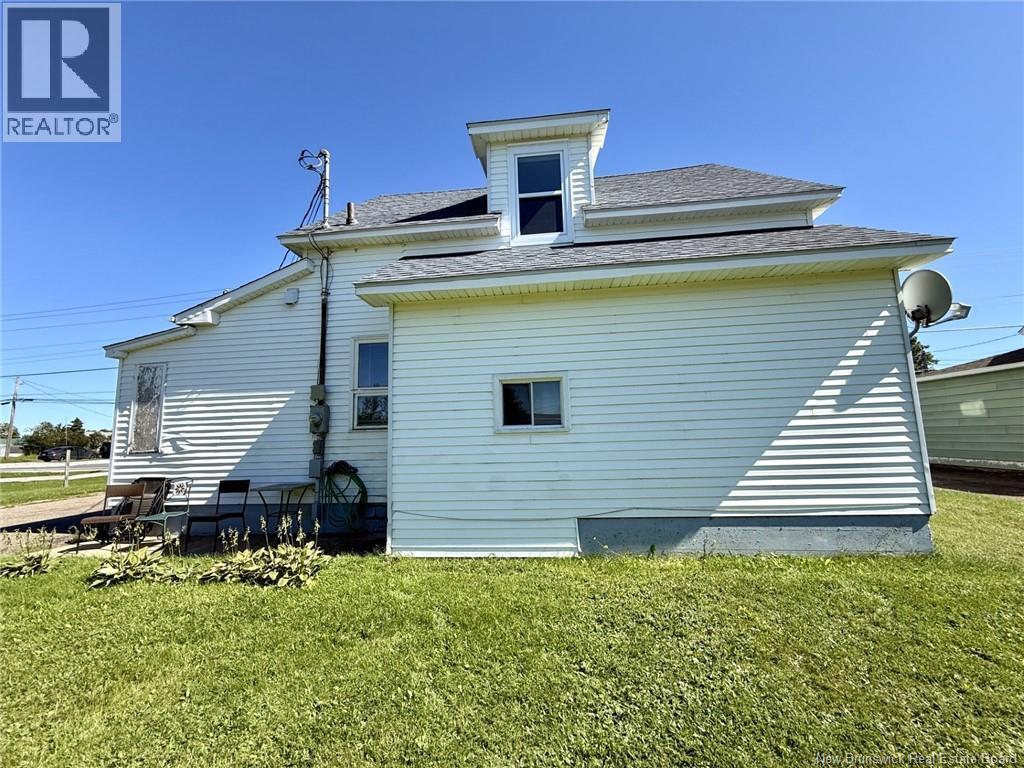 64 Rue Du Pêcheur Nord, Lamèque, New Brunswick E8T 1J5 - Photo 7 - NB147007