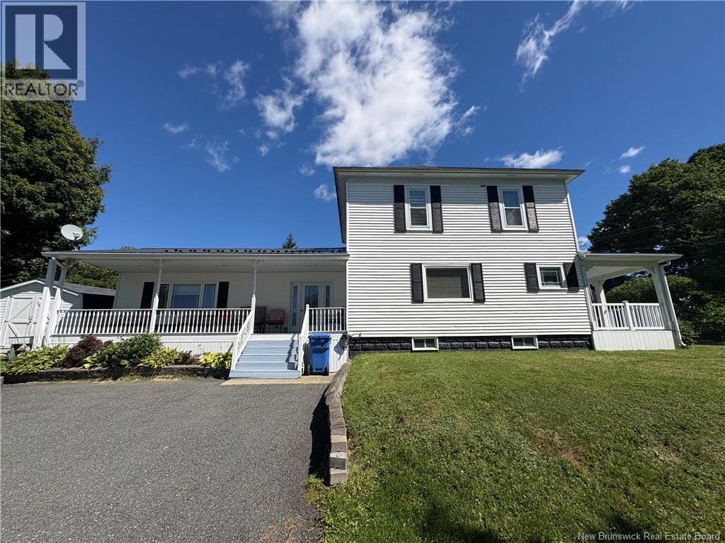25 Hillcrest Avenue, Hartland, New Brunswick E7P 1M7 - Photo 4 - NB146971