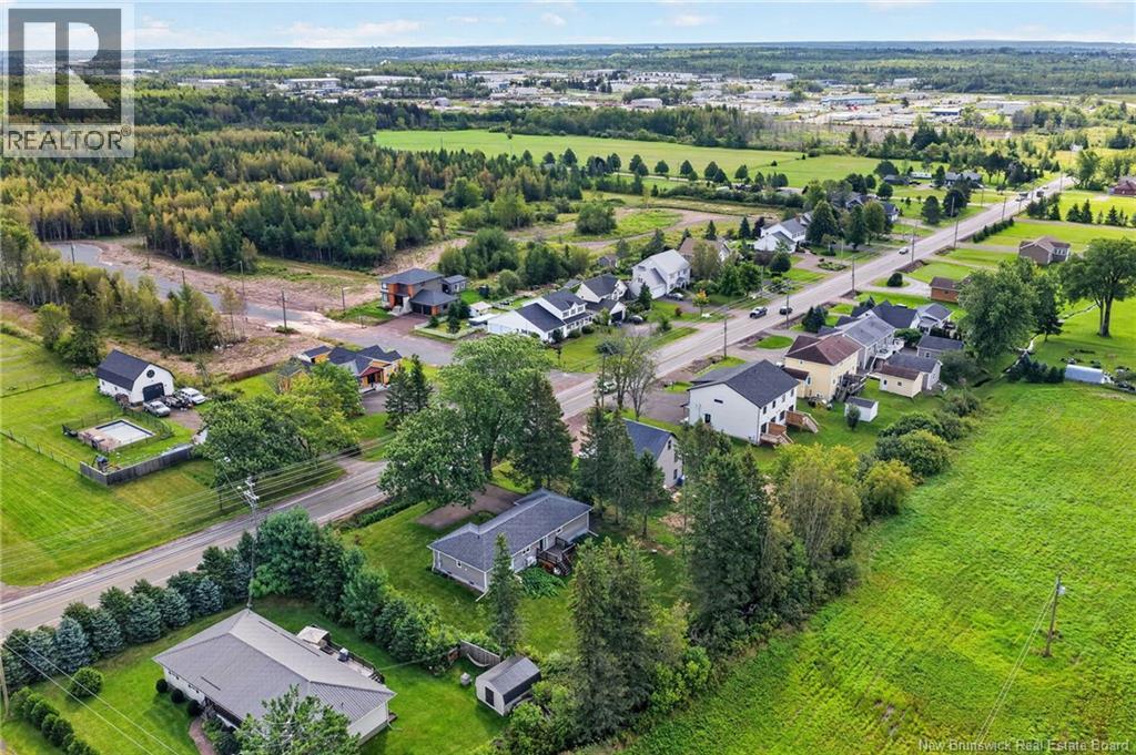1042 Elmwood Drive, Moncton, New Brunswick  E1H 2G9 - Photo 10 - NB147089