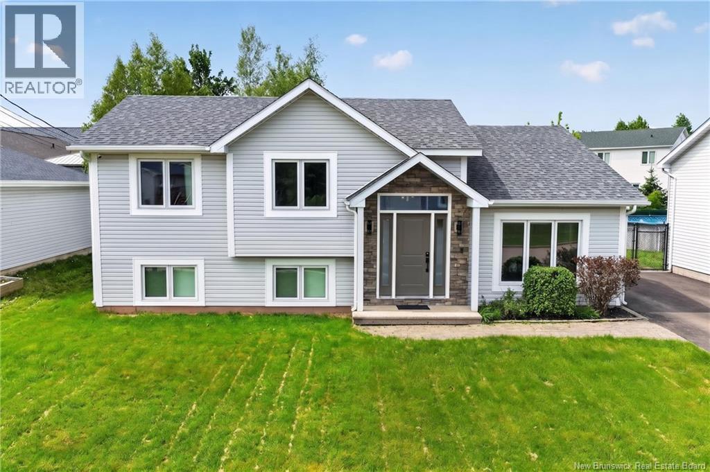 287 Maplehurst Drive, Moncton, New Brunswick  E1G 4T8 - Photo 1 - NB146917