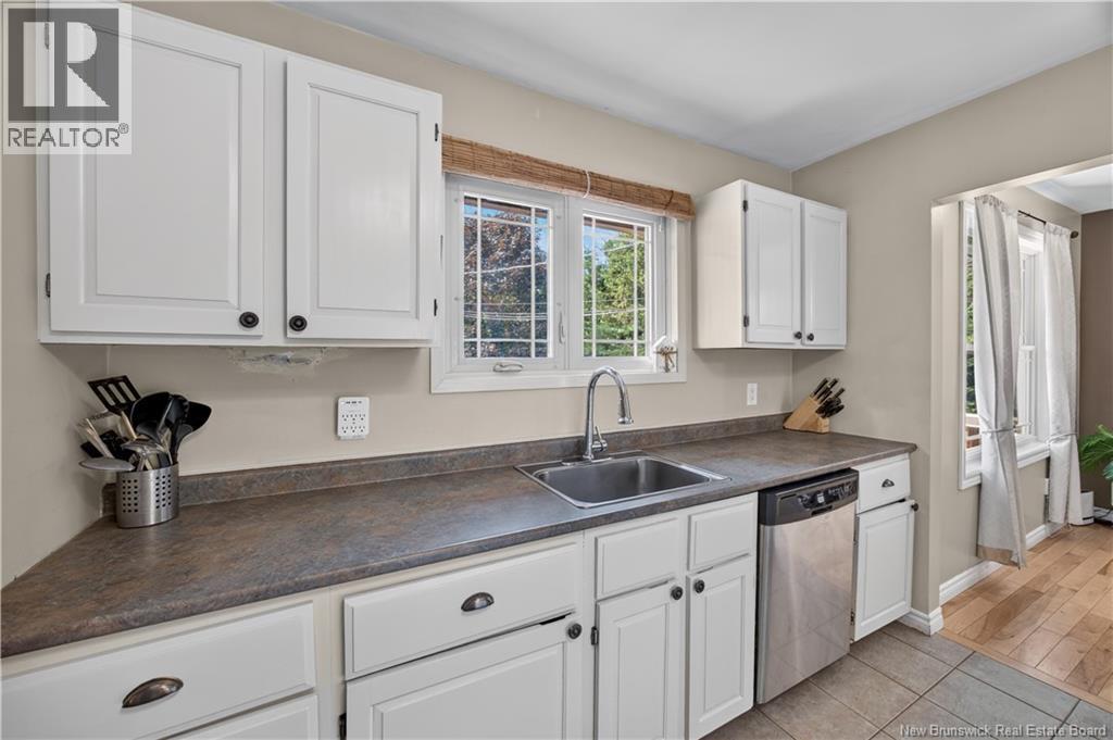 116 Century Drive, Miramichi, New Brunswick  E1V 7A4 - Photo 14 - NB147084