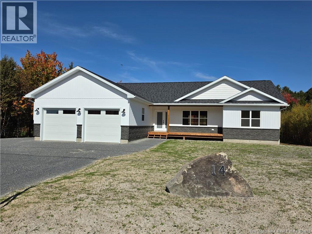14 Hemlock Street, Penniac, New Brunswick