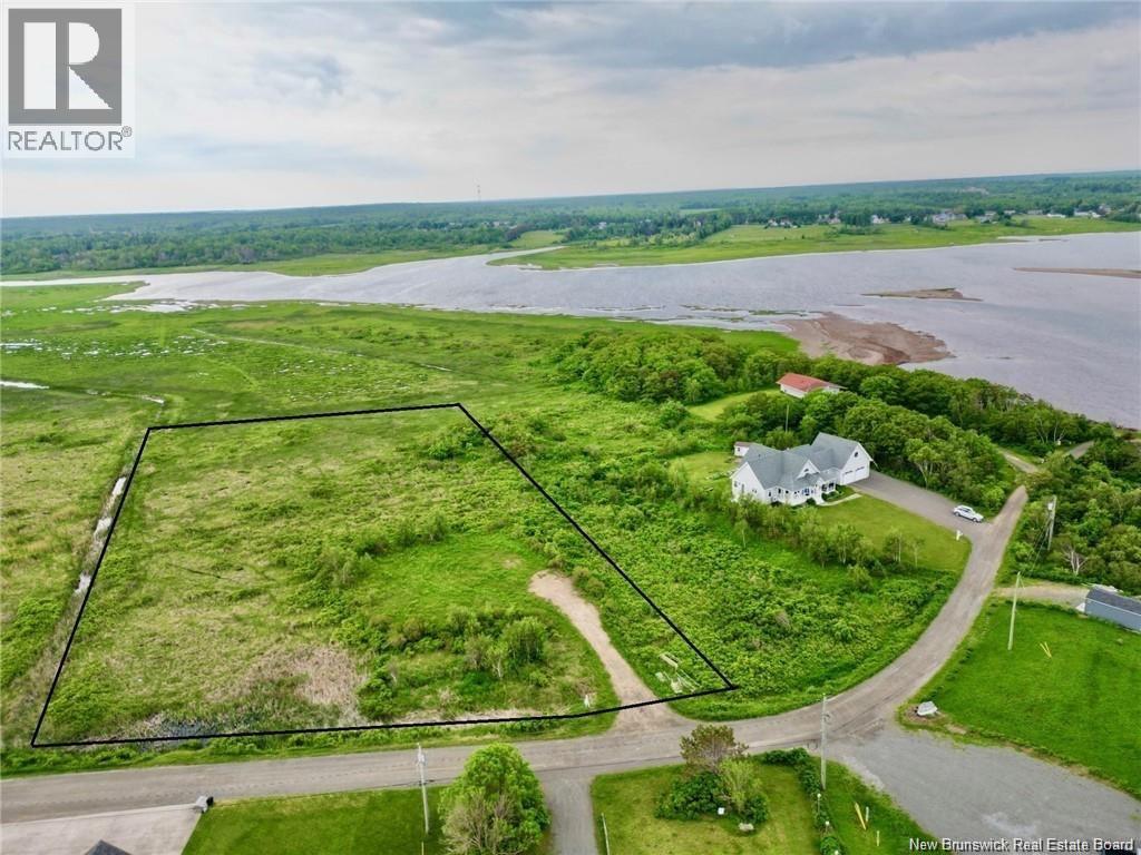 71 P'tit Barachois Road, Grand-Barachois, New Brunswick  E4P 7Y3 - Photo 1 - NB147265