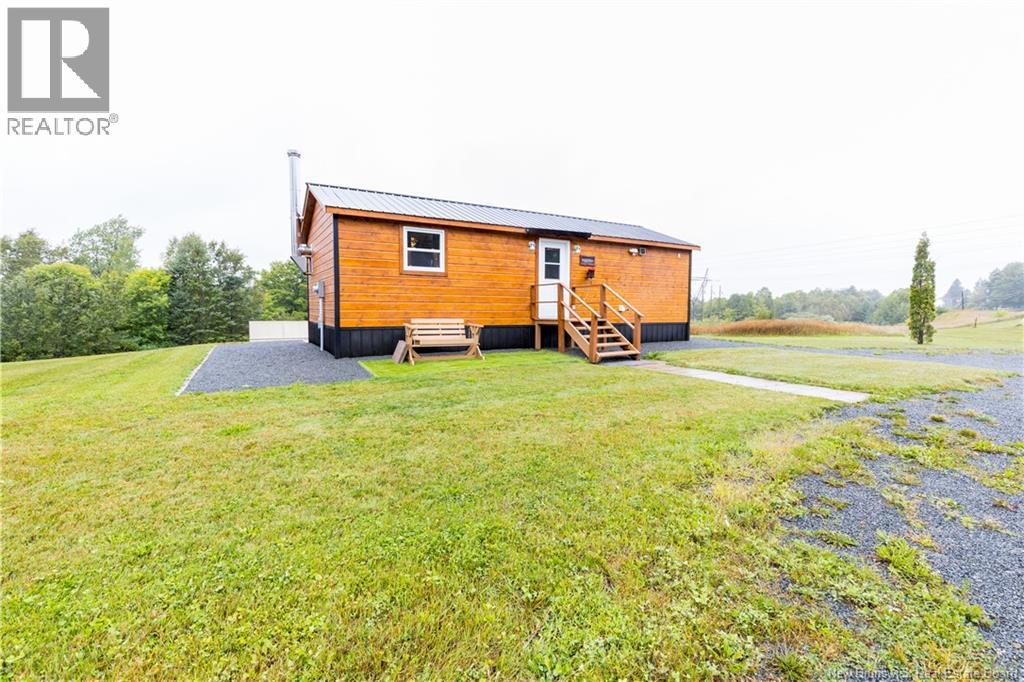 10179 Rte 105, Beechwood, New Brunswick  E7J 2A8 - Photo 1 - NB147155