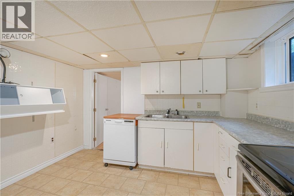 1019 York Street, Fredericton, New Brunswick  E3B 3S4 - Photo 33 - NB147296