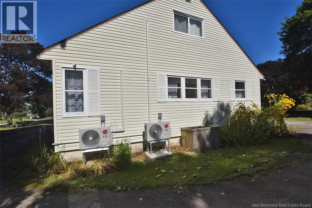 242 Highland Avenue, Fredericton, New Brunswick  E3A 2S6 - Photo 14 - NB147372