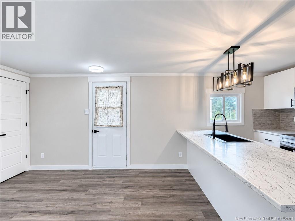 14 Elmdale Crescent, Fredericton, New Brunswick  E3B 6P9 - Photo 9 - NB147331