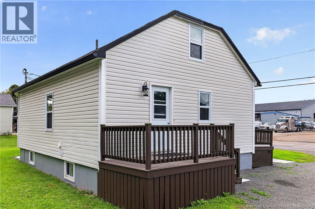 22 Pointe-Du-Chêne Road, Shediac, New Brunswick  E4P 2M2 - Photo 3 - NB147400