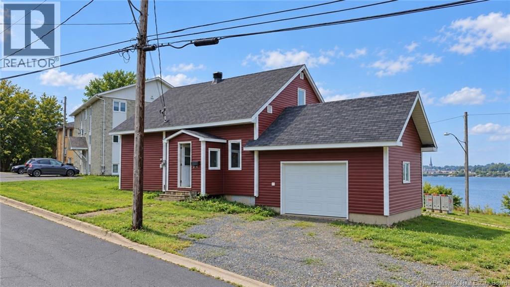 470 Riverside Drive, Bathurst, New Brunswick  E2A 2M1 - Photo 9 - NB147424
