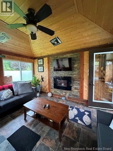 23 Highfield Road, Douglas, New Brunswick  E3G 7P6 - Photo 6 - NB147416
