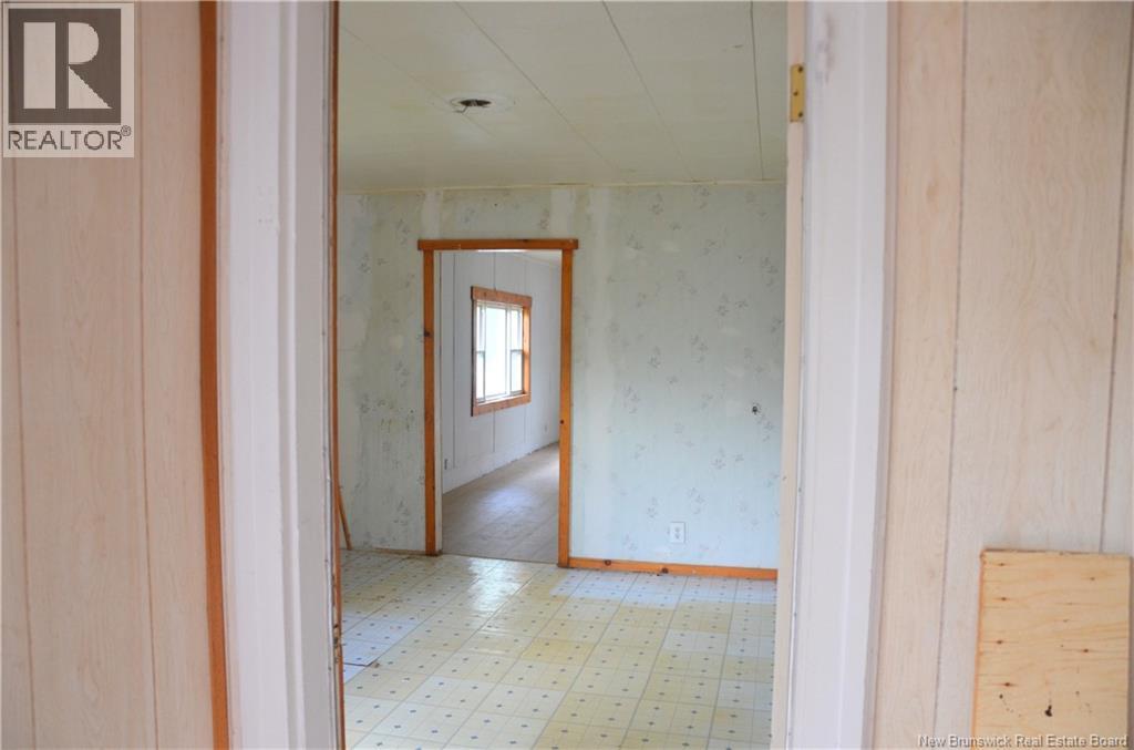 137 Harvey Road, Mcadam, New Brunswick E6J 1A1 - Photo 5 - NB147488