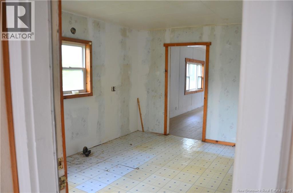 137 Harvey Road, Mcadam, New Brunswick E6J 1A1 - Photo 6 - NB147488
