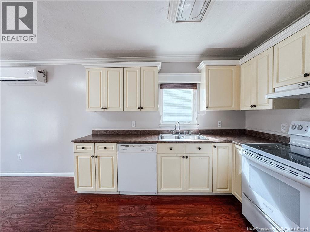 35 Arthur Street, Moncton, New Brunswick  E1C 9Y1 - Photo 11 - NB147447