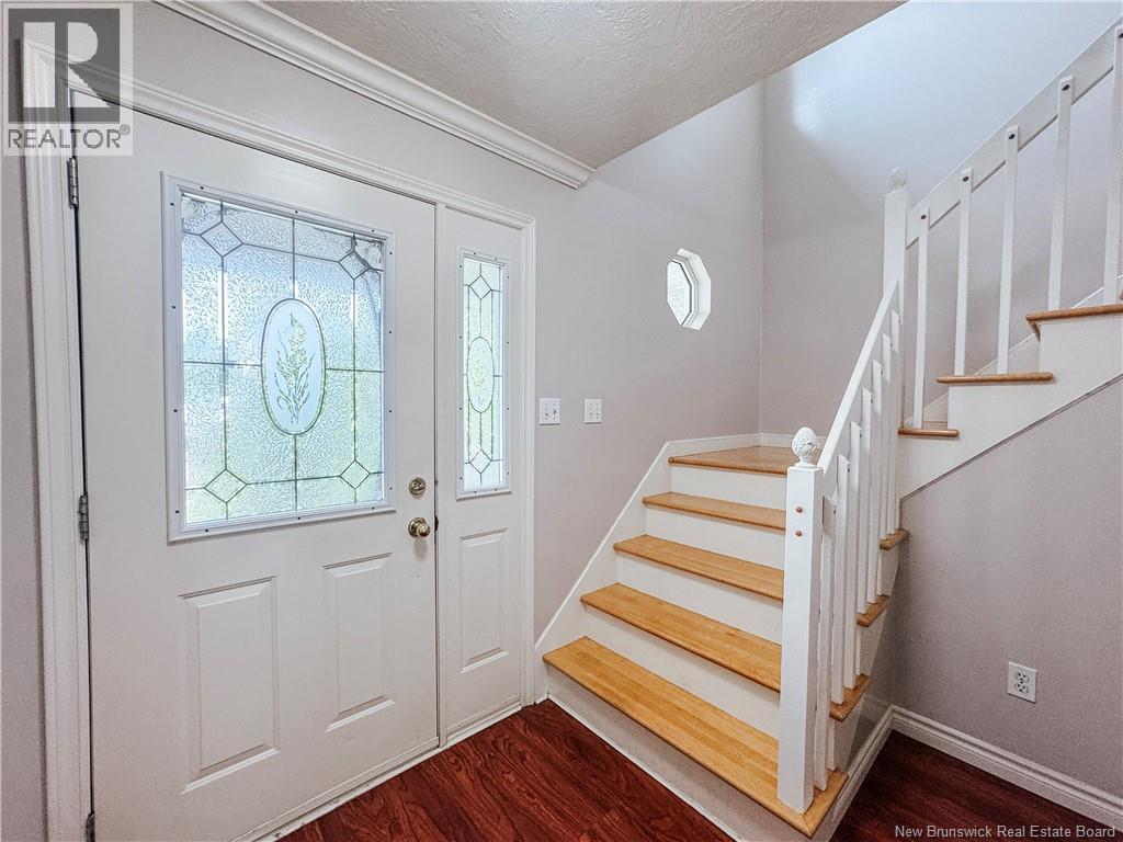 35 Arthur Street, Moncton, New Brunswick  E1C 9Y1 - Photo 3 - NB147447