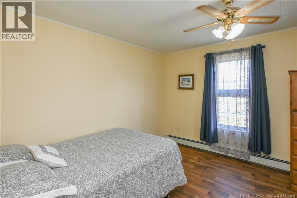 351 Saint-Pierre E. Boulevard, Caraquet, New Brunswick  E1W 1B4 - Photo 26 - NB147626