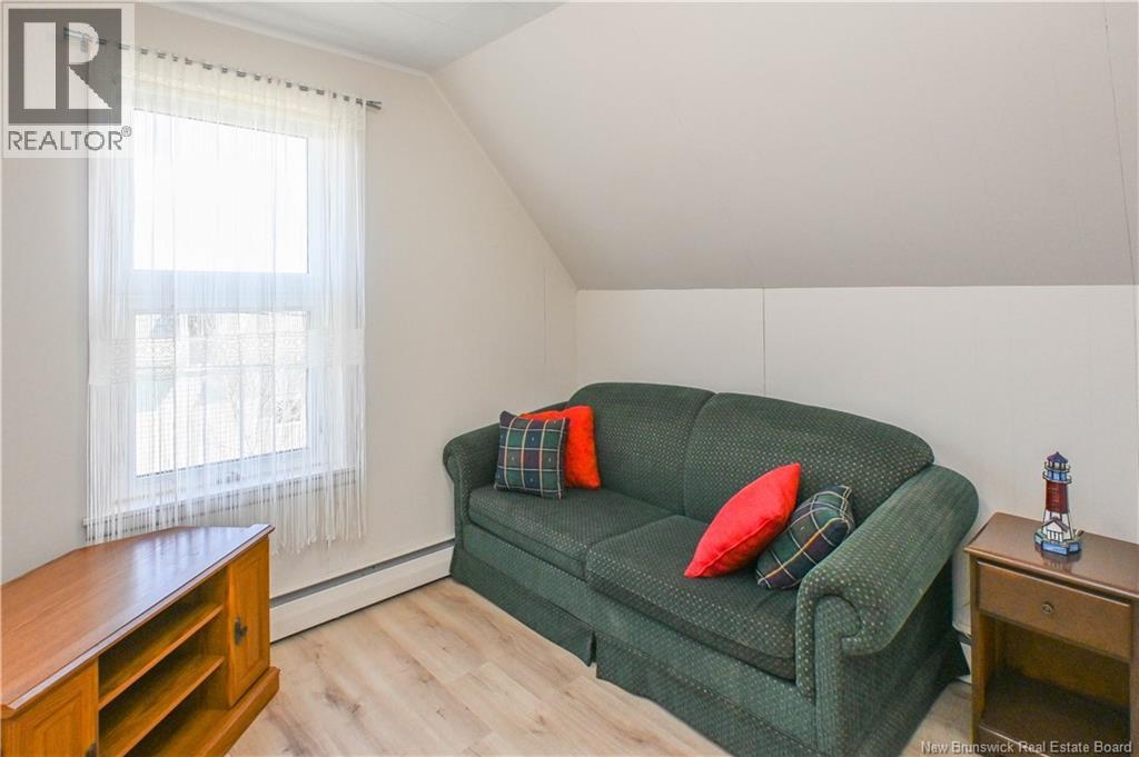 351 Saint-Pierre E. Boulevard, Caraquet, New Brunswick  E1W 1B4 - Photo 30 - NB147626