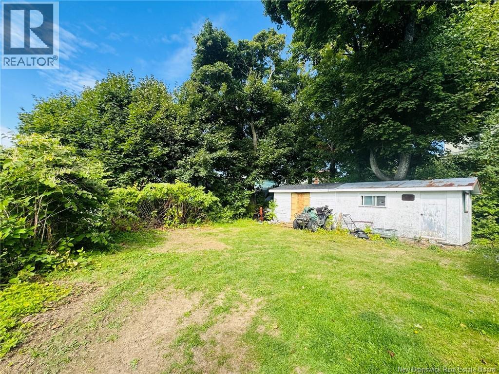 17 Stanley Street, Campbellton, New Brunswick  E3N 1G8 - Photo 4 - NB147574