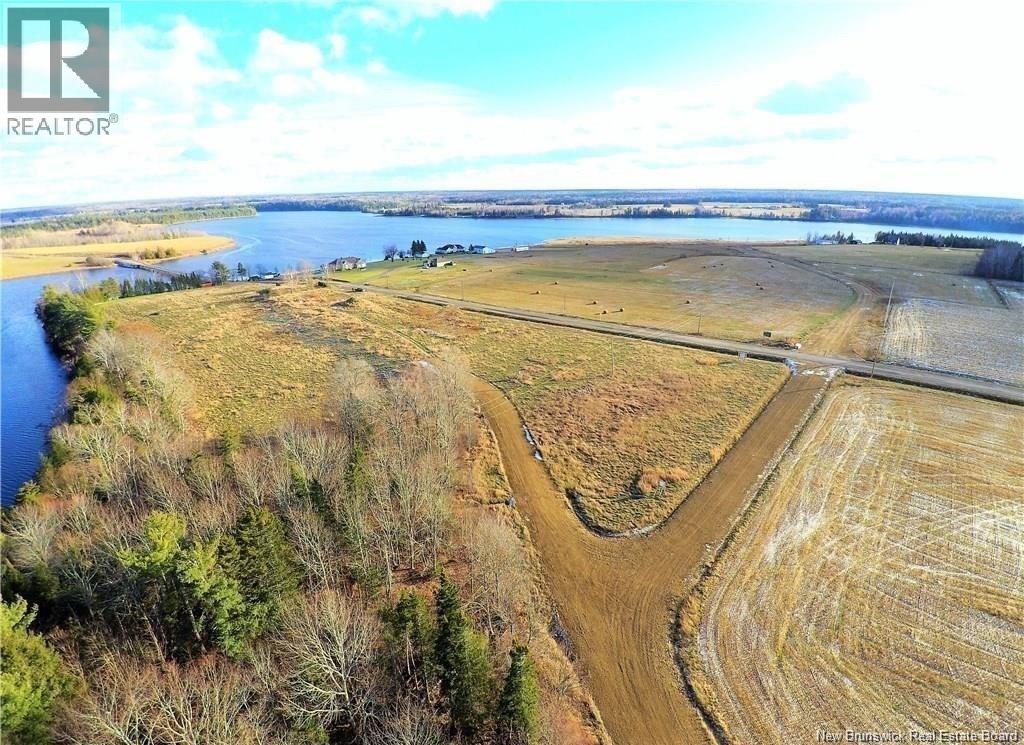 15-60 Bass River Point Road, Bass River, New Brunswick  E4T 1J3 - Photo 6 - NB147658