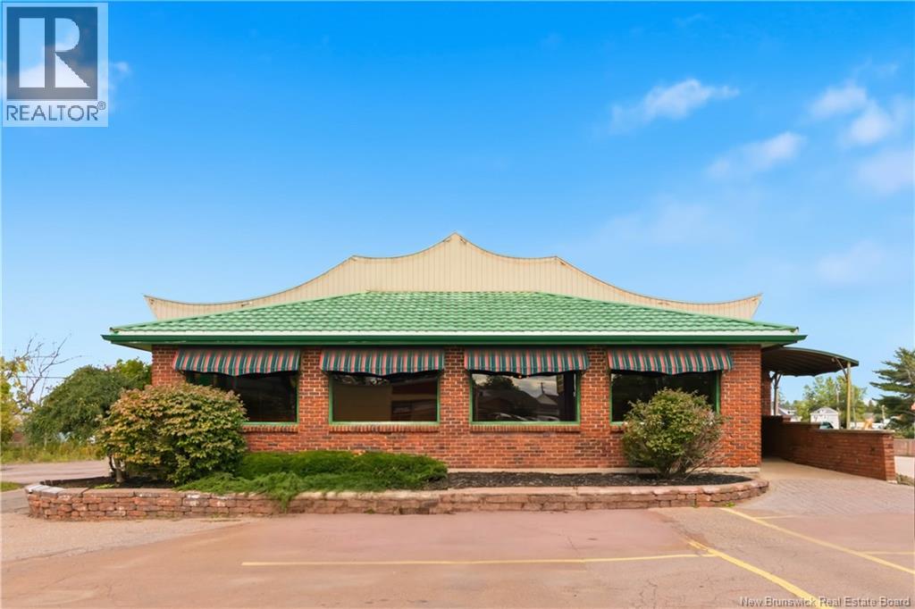 951 Mountain Road, Moncton, New Brunswick E1C 2S4 - Photo 1 - NB146613