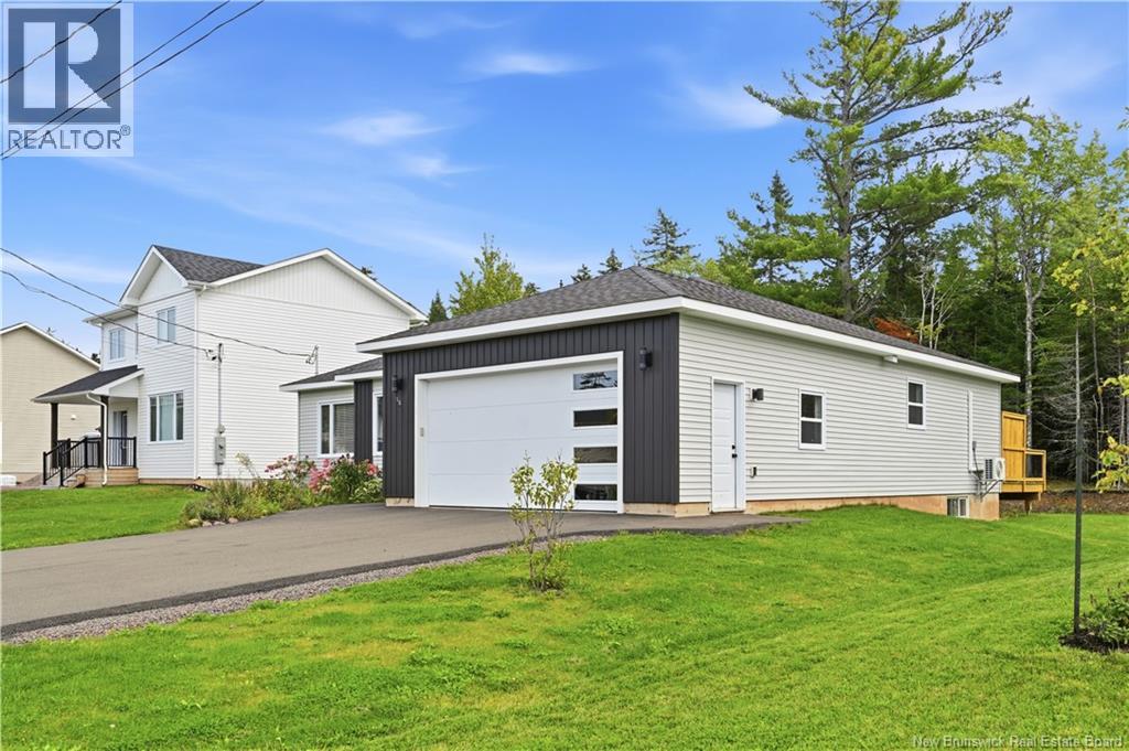 56 Carter Street, Dieppe, New Brunswick  E1A 0G4 - Photo 2 - NB147660