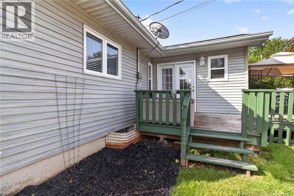 51 Weyburn, Moncton, New Brunswick  E1A 5M5 - Photo 33 - NB147670